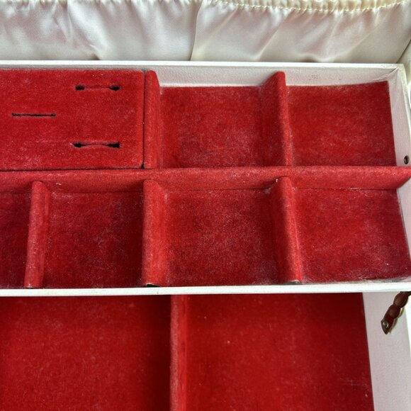 Vintage MCM Jewelry Box Cream Red Satin & Velvet Interior 3 Tier Made In Canada - Picture 5 of 16